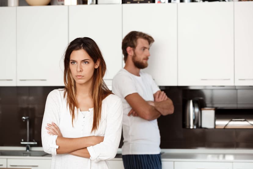 Are You in a Relationship With a Narcissist? 5 Common Signs of ...