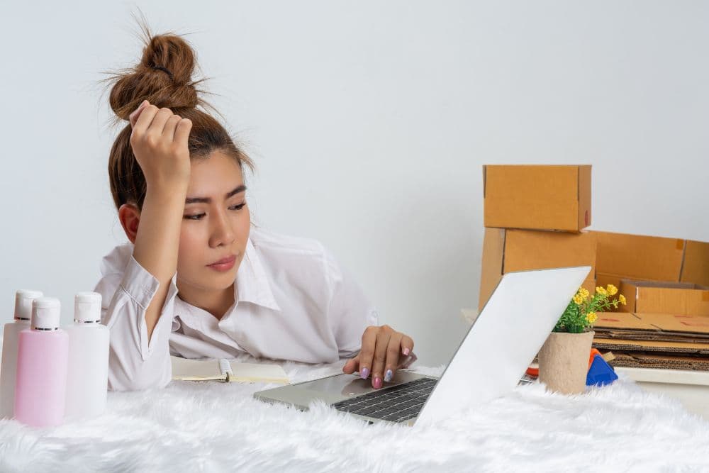 How Pessimism Affects Your Mental Health (and 4 Ways to Build a More Optimistic Mindset)