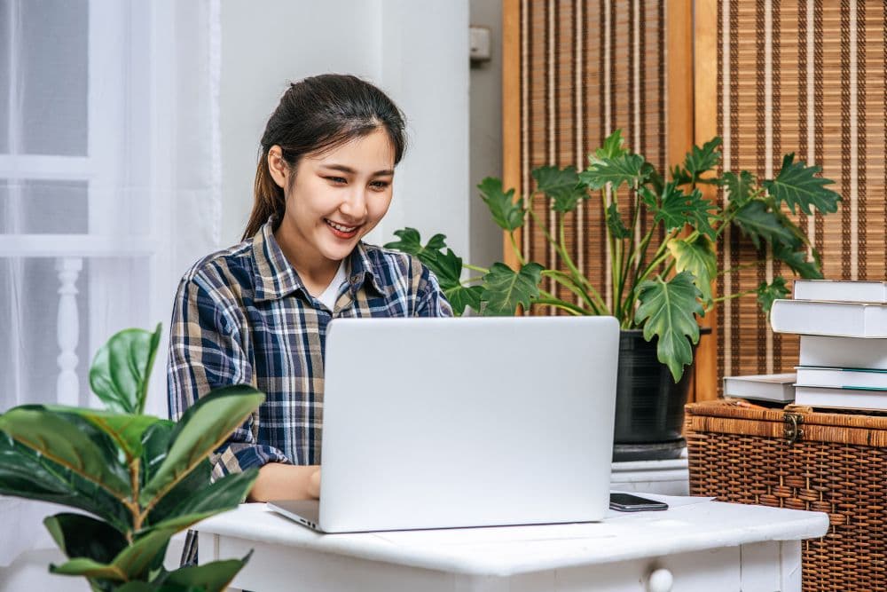A Singaporean student engaging in online therapy for students.