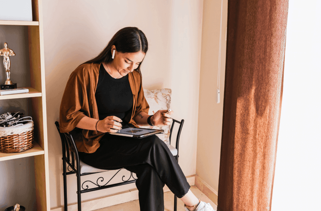 One of the meaning of therapists is to help clients become self-reliant.