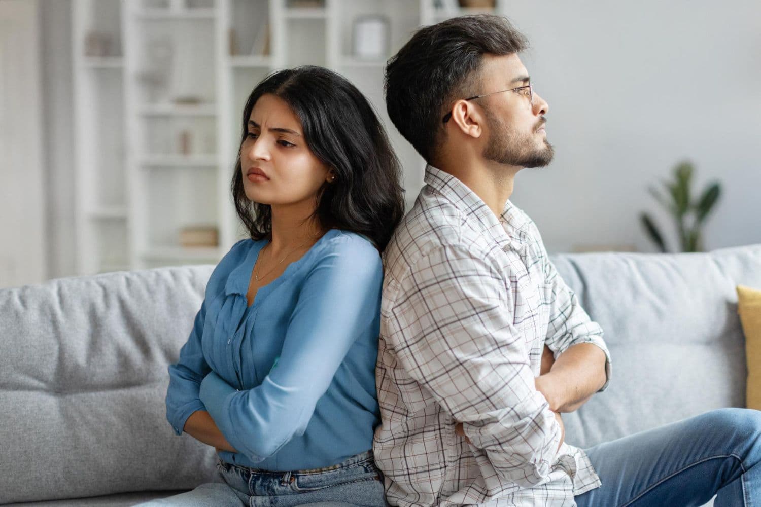 Signs of Resentment in a Relationship: 9 Warning Signs and How to Fix Them