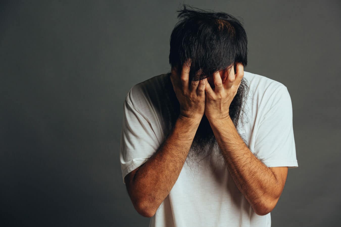 Exhibitionistic disorder can cause feelings of guilt in individuals, particularly if it violates social norms or laws and causes harm to others.