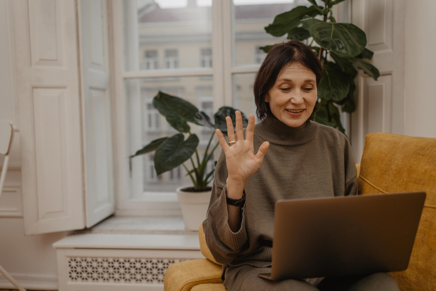 Client talking to a counsellor during online counselling.