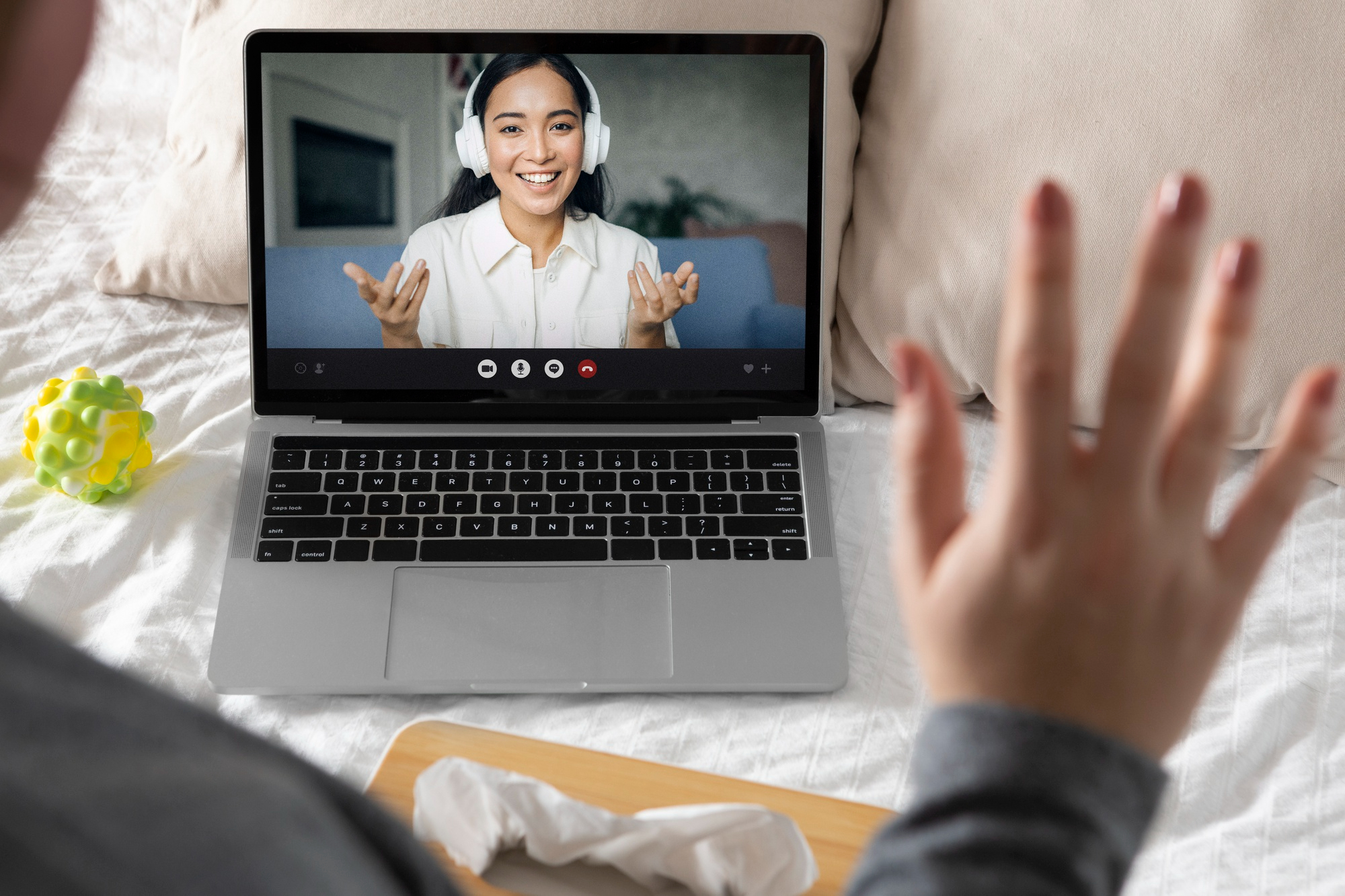 A TYHO therapist and client discussing personal issues in a video session.